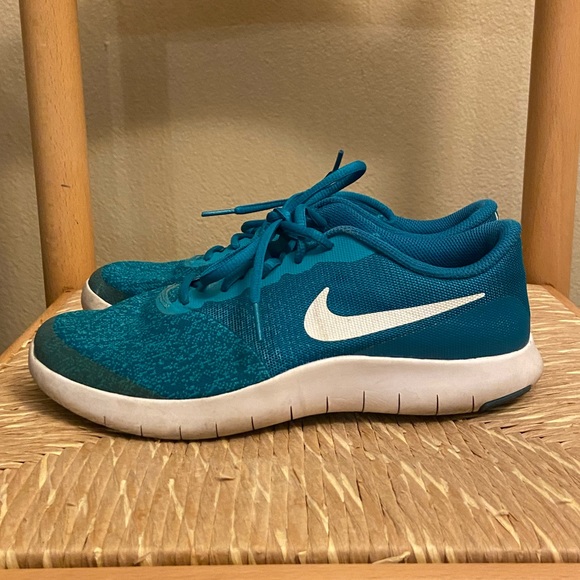 Nike Shoes Size 7y But Fits Womens Size 